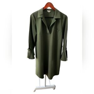 Spedse Womens forest green Dress with bell sleeves